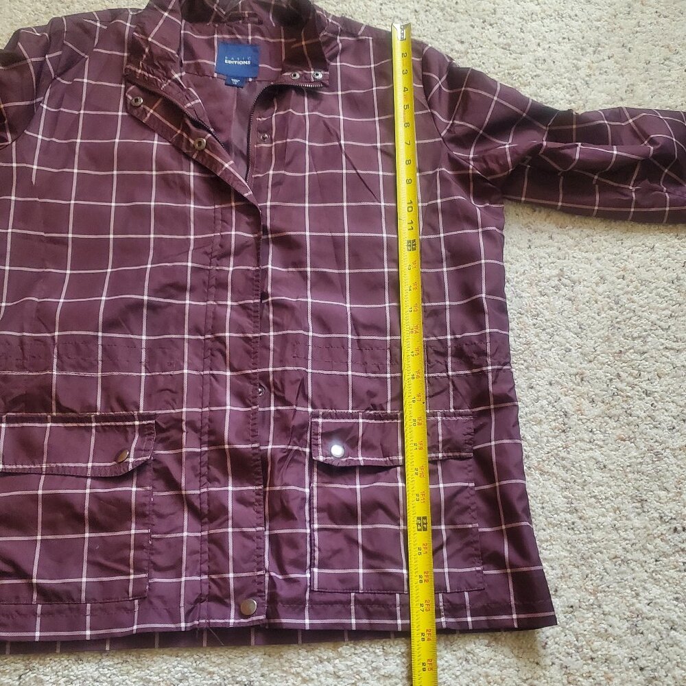 Light Jacket - Picture 4 of 10
